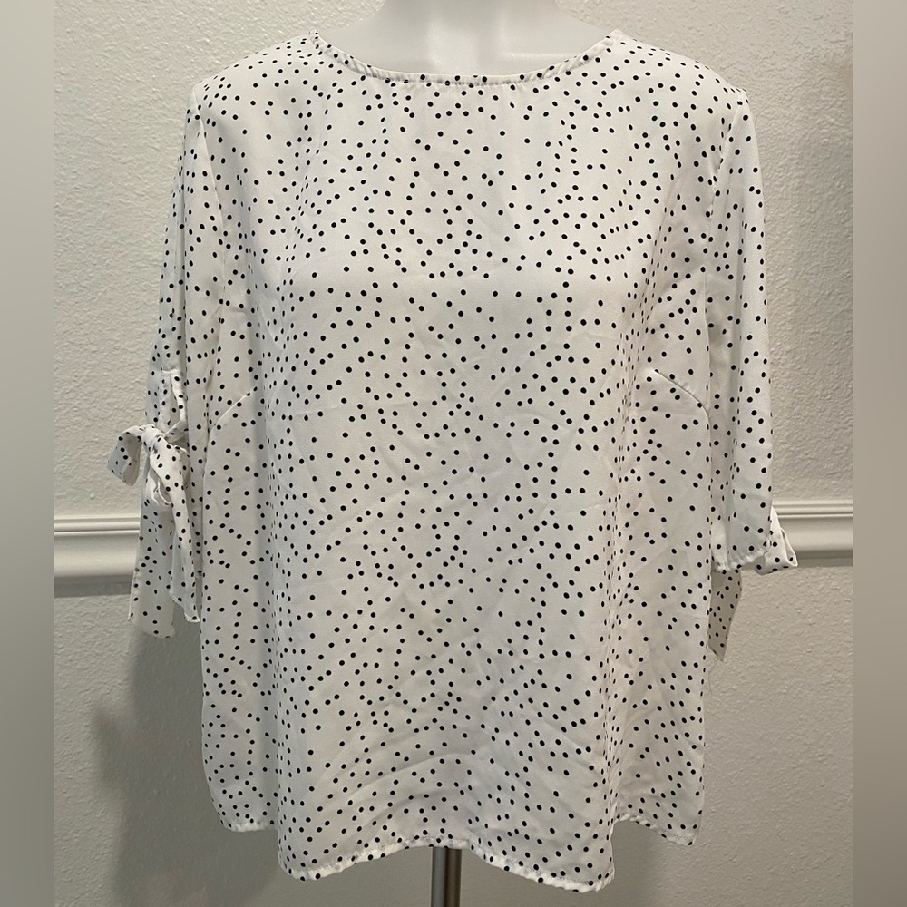 Melló Day Polka Dot Blouse